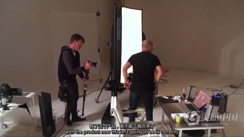 卡尔·泰勒Karl Taylor 产品摄影布光系列-红葡萄酒摄影布光教程 中英字幕  福风灵感网 www.ffidea.com