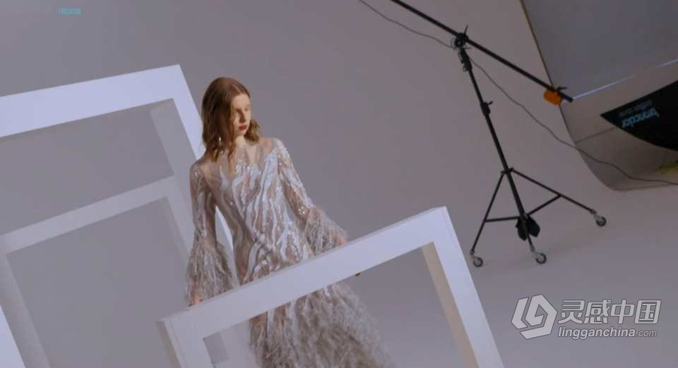 卡尔·泰勒 Karl Taylor 双重照明时尚人像拍摄教程 中英字幕  福风灵感网 www.ffidea.com