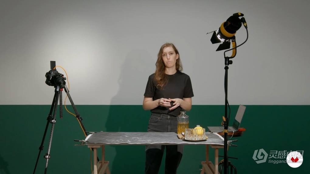摄影师Lucia Marecak专业动态美食食物摄影布光教程-中文字幕  福风灵感网 www.ffidea.com