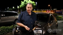 摄影师Warren Marshall 夜间机动车灯进行光迹布光教程 中英字幕